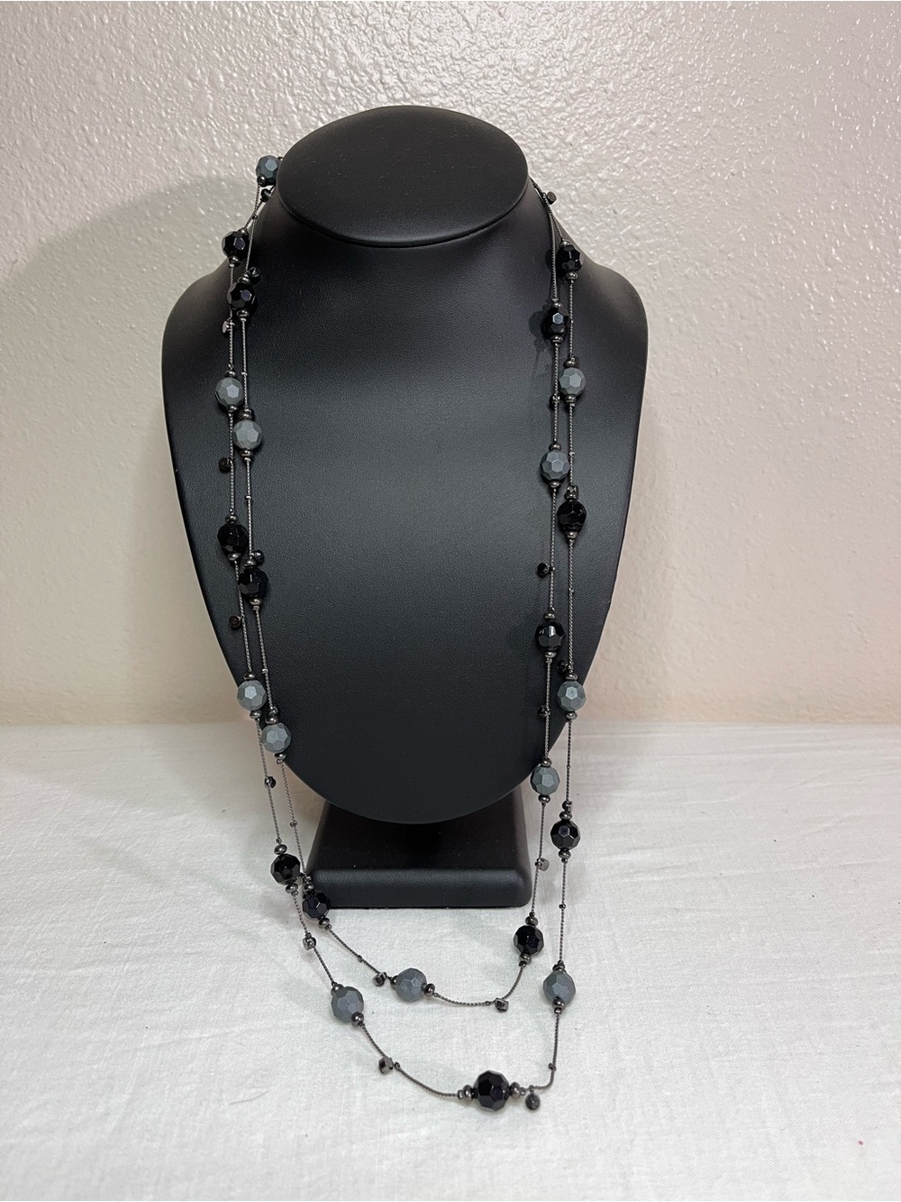 Elegant Black and Gray Beaded Long Necklace